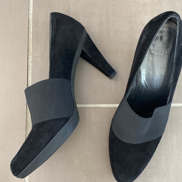 Stuart Weitzman suede pumps - Picture 2 of 5